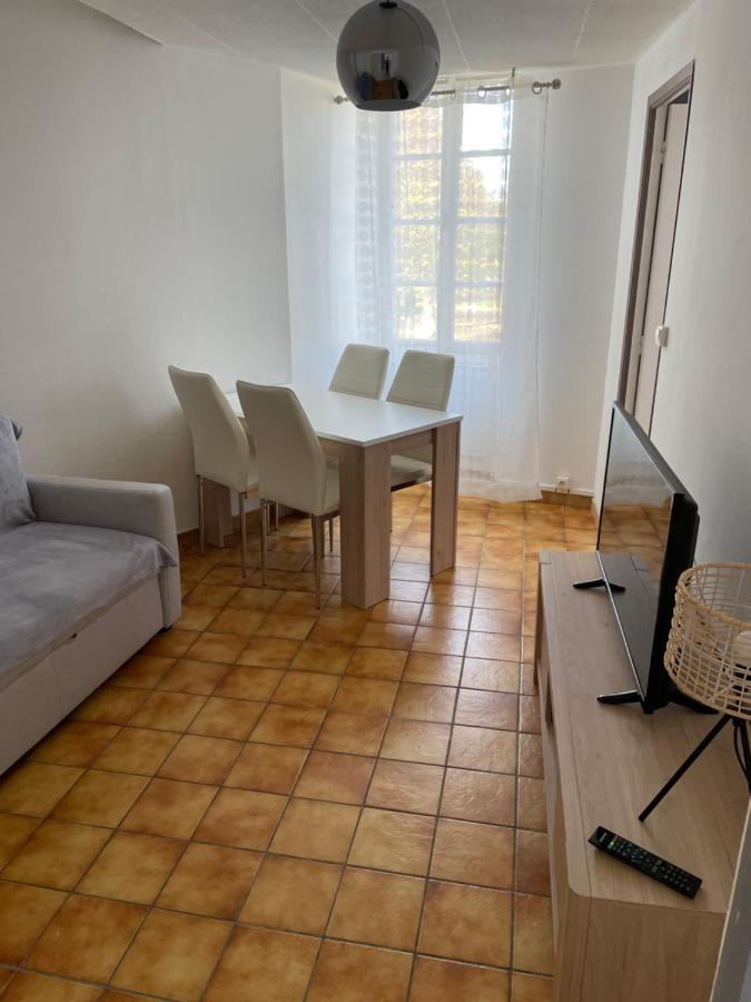 Charmant T2 Au 1Er Dans Residence Avec Parc Arbore Saint-Pierre-le-Moutier Екстер'єр фото