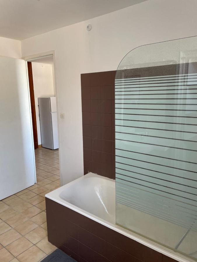 Charmant T2 Au 1Er Dans Residence Avec Parc Arbore Saint-Pierre-le-Moutier Екстер'єр фото